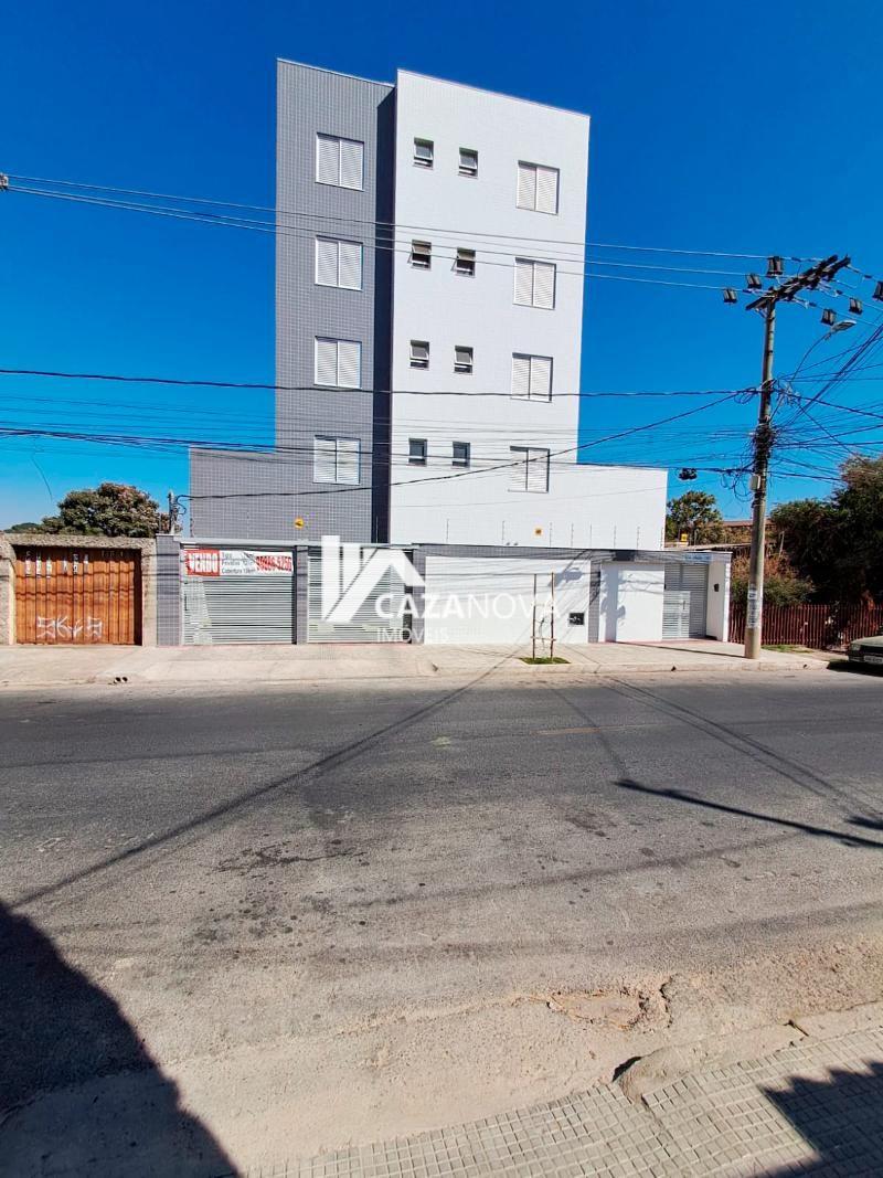 Cobertura de 03 quartos e 02 vagas no Caiçara