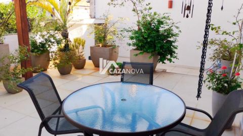 Linda casa de 05 quartos (3 suítes) com 330 M² no Caiçara