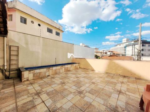 Àrea privativa de 03 quartos com suíte no Caiçara